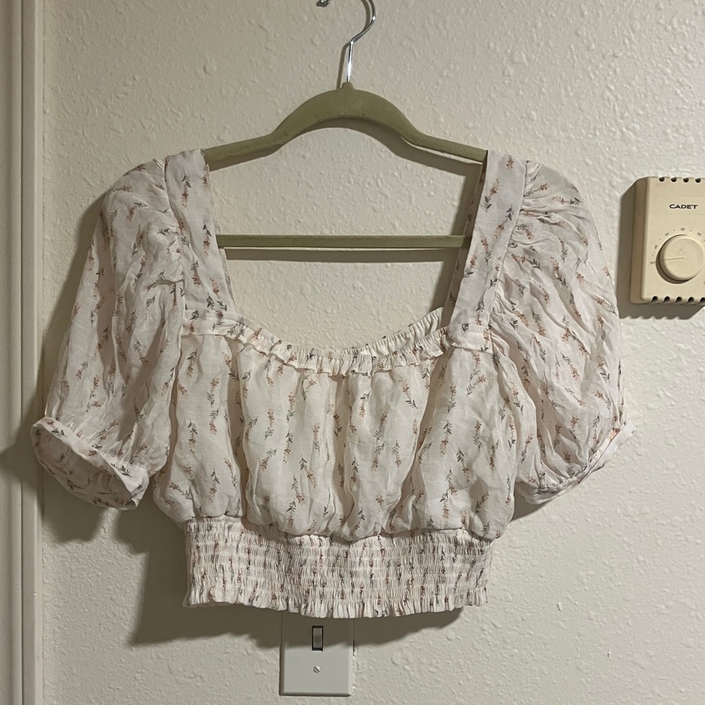 Elegant Floral Puff Sleeve Blouse